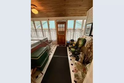 742 S 4th Street, Dekalb, IL 60115 - Photo 13