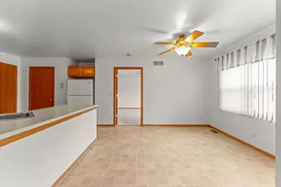 855 Yorkshire Ter, Crete, IL 60417 - Photo 11