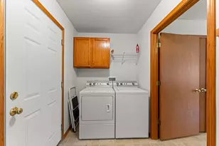 855 Yorkshire Ter, Crete, IL 60417 - Photo 15