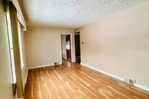 710 Sheridan Dr, Loves Park, IL 61111 - Photo 3