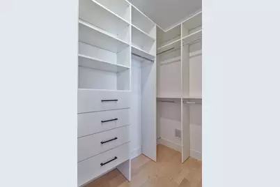 4527 N Keystone Avenue, Chicago, IL 60630 - Photo 15