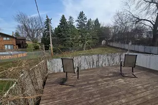 8811 W 92nd St, Hickory Hills, IL 60457 - Photo 25