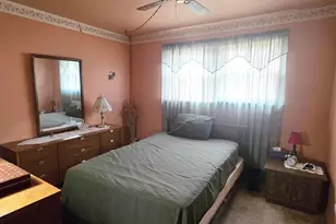 8811 W 92nd St, Hickory Hills, IL 60457 - Photo 13