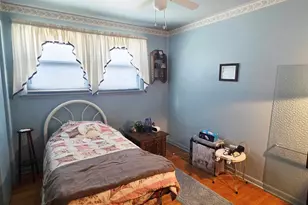 8811 W 92nd St, Hickory Hills, IL 60457 - Photo 9