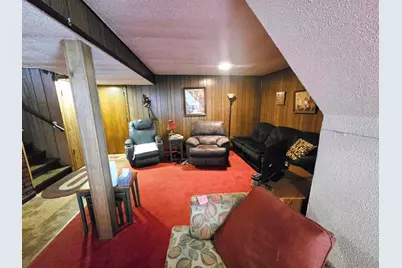 8811 W 92nd Street, Hickory Hills, IL 60457 - Photo 19