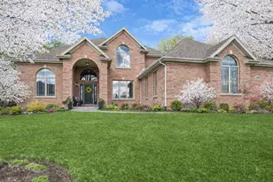 9480 Nicklaus Ln, Crystal Lake, IL 60014 - Photo 1