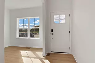 2478 Olivia Ct, Wauconda, IL 60084 - Photo 5