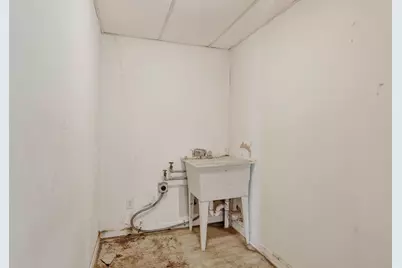 1012 N Court Street, Rockford, IL 61103 - Photo 7