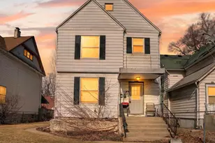 1012 N Court St, Rockford, IL 61103 - Photo 1