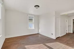 1012 N Court St, Rockford, IL 61103 - Photo 11