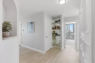 10 E Ontario St, Chicago, IL 60611 - Photo 27