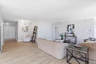 10 E Ontario St, Chicago, IL 60611 - Photo 13