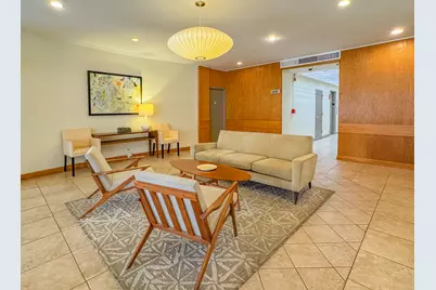 1516 Hinman Avenue #603, Evanston, IL 60201 - Photo 3