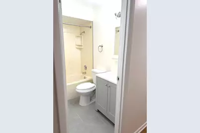 6638 Hazel Street, Morton Grove, IL 60053 - Photo 9