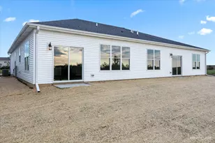 519 S Preston St, Cortland, IL 60112 - Photo 13