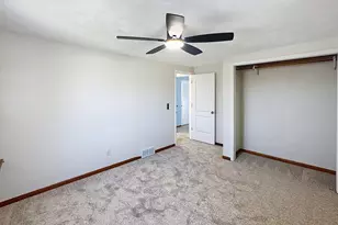 620 40th Ave, East Moline, IL 61244 - Photo 17