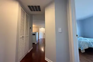 680 Mill Cir, Wheeling, IL 60090 - Photo 5