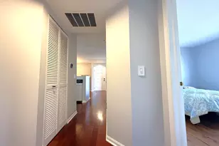 680 Mill Cir, Wheeling, IL 60090 - Photo 11