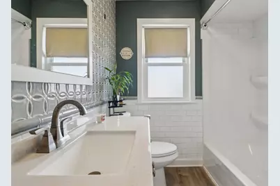 7641 Kilbourn Avenue, Skokie, IL 60076 - Photo 15