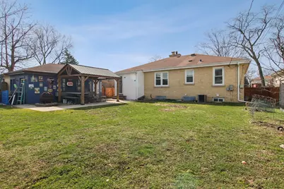 7641 Kilbourn Avenue, Skokie, IL 60076 - Photo 29