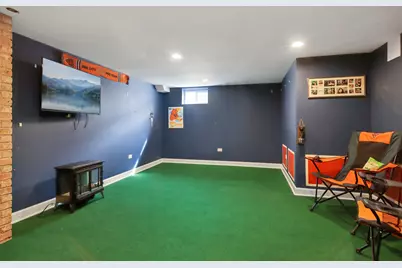 7641 Kilbourn Avenue, Skokie, IL 60076 - Photo 25