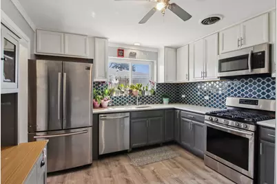 7641 Kilbourn Avenue, Skokie, IL 60076 - Photo 7