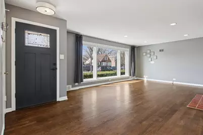 7641 Kilbourn Avenue, Skokie, IL 60076 - Photo 3