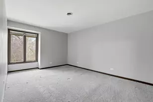 1050 Holbrook Rd, Homewood, IL 60430 - Photo 11