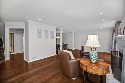 15 Landmark, Northfield, IL 60093 - Photo 7