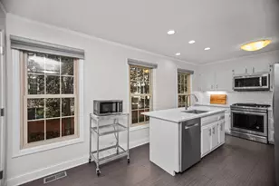 15 Landmark, Northfield, IL 60093 - Photo 11