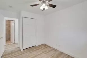 533 Redwood Rd, Bolingbrook, IL 60440 - Photo 11