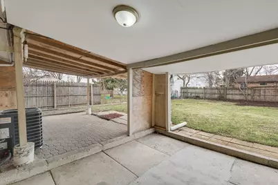 533 Redwood Road, Bolingbrook, IL 60440 - Photo 17