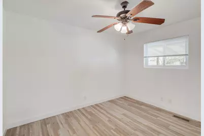 533 Redwood Road, Bolingbrook, IL 60440 - Photo 9