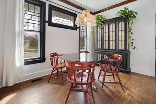 1150 Cedar Ave, Elgin, IL 60120 - Photo 9