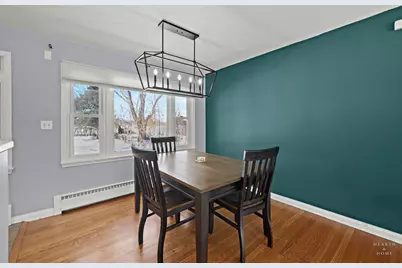 2540 E Bonnie Brook Lane, Waukegan, IL 60087 - Photo 9