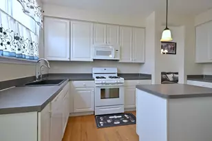 230 Stickley Ln, Lake in the Hills, IL 60156 - Photo 19