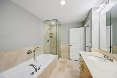 55 E Erie Street #2901, Chicago, IL 60611 - Photo 21