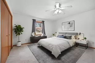 2211 Candlewick Dr SE, Poplar Grove, IL 61065 - Photo 17