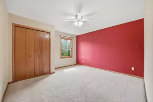 2211 Candlewick Dr SE, Poplar Grove, IL 61065 - Photo 19