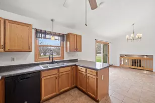 2211 Candlewick Dr SE, Poplar Grove, IL 61065 - Photo 15