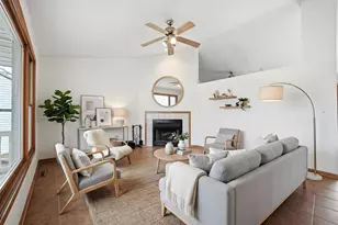 2211 Candlewick Dr SE, Poplar Grove, IL 61065 - Photo 5