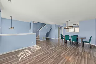 621 Lincoln Station Dr, Oswego, IL 60543 - Photo 7