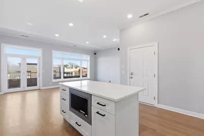 1935 W Belmont Avenue #4, Chicago, IL 60657 - Photo 13