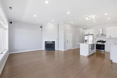 1935 W Belmont Avenue #4, Chicago, IL 60657 - Photo 3