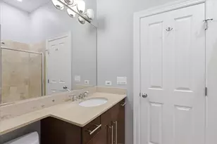 1935 W Belmont Ave, Chicago, IL 60657 - Photo 23