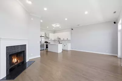 1935 W Belmont Avenue #4, Chicago, IL 60657 - Photo 5