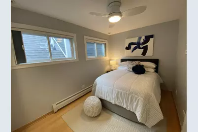 4114 N Bell Avenue, Chicago, IL 60618 - Photo 17