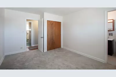 61 Miller Road, Lake Zurich, IL 60047 - Photo 11