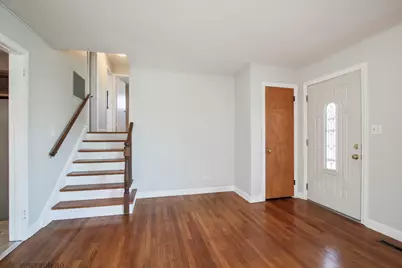 61 Miller Road, Lake Zurich, IL 60047 - Photo 9