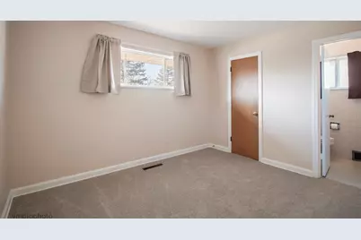 61 Miller Road, Lake Zurich, IL 60047 - Photo 13